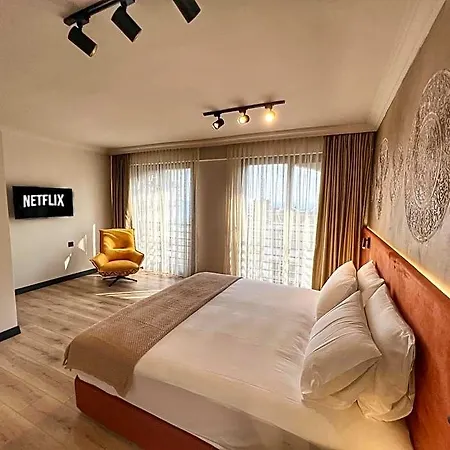 Oji Boutique Hotel 3*